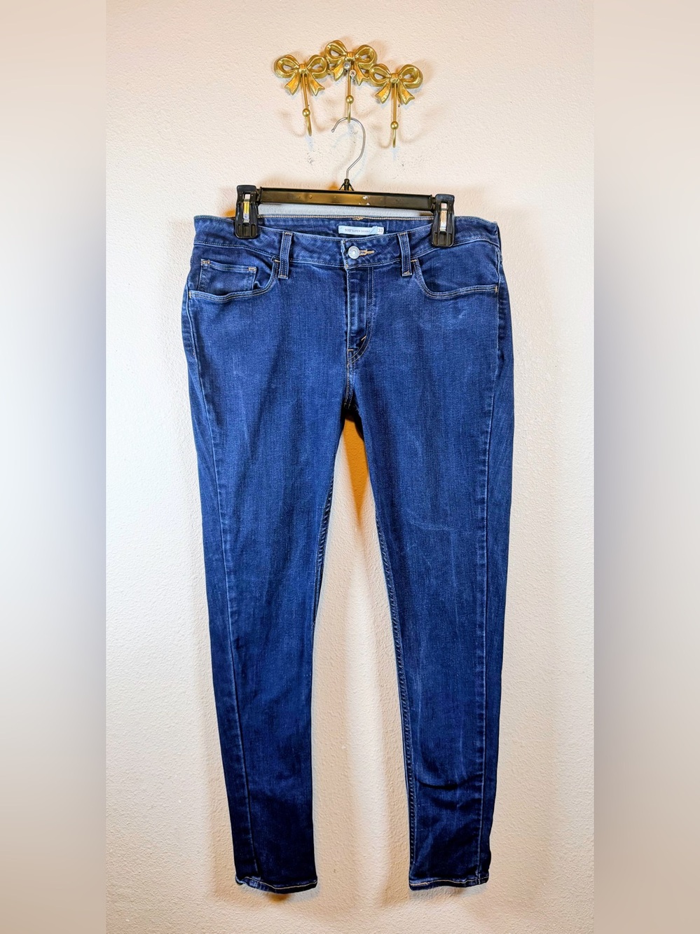 Levi's 535 Super Skinny Indigo Women's Skinny Jeans. Size 33